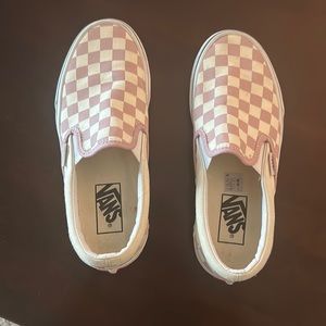 Pink and white checkered vans size 6
